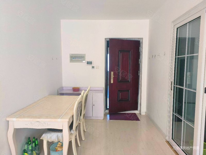 欣嘉园新房源好楼层两室出售老人接送方便