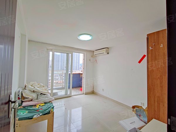 深圳布吉长龙泽润华庭泽润华庭 5室2厅2卫 4500.