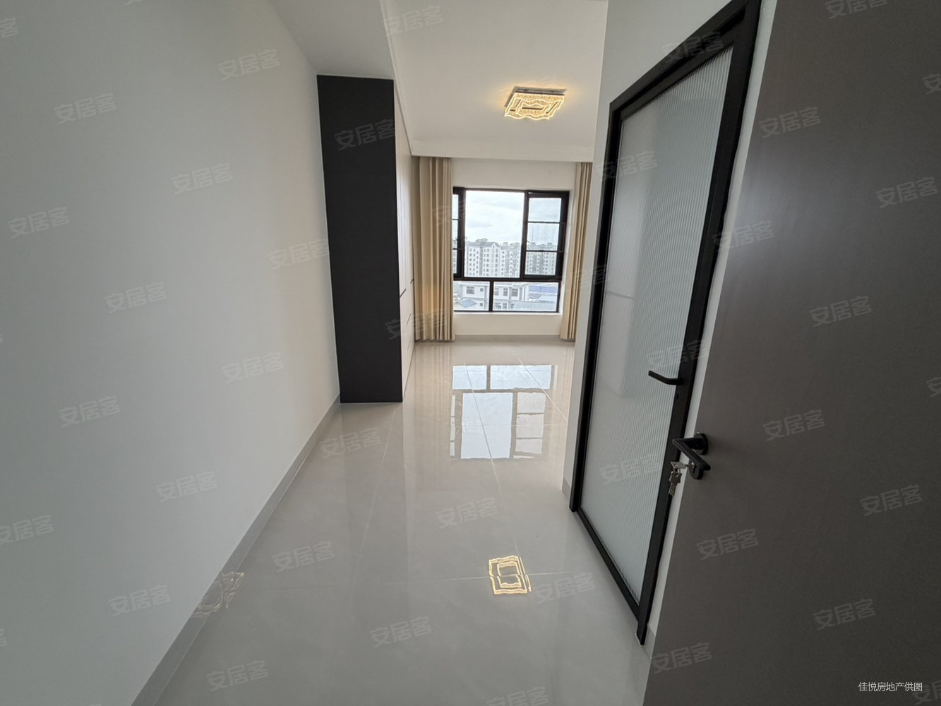 盛景苑4室2厅2卫125.5㎡南北89万