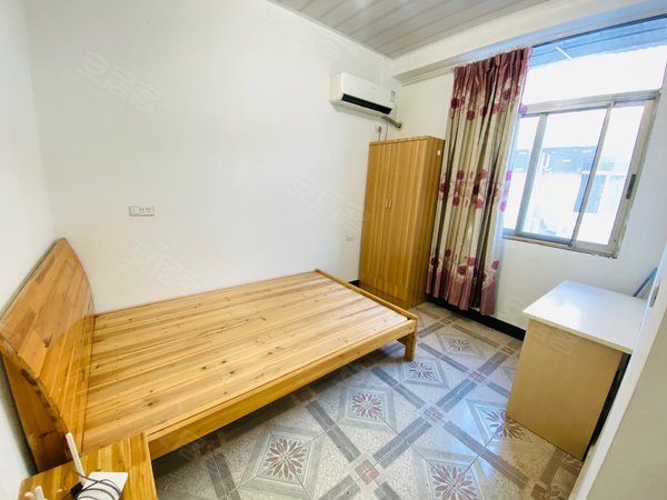 丽水莲都大洋路丽东丽东二村市中心!温馨小单间!朝南!押一付一!