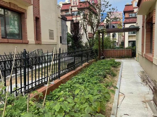 青岛黄岛珠海街道珠山秀谷御墅(别墅)珠山秀谷御墅精装修拎包入住