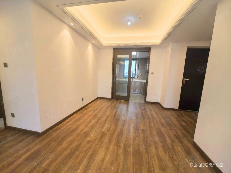 中骏 弘辉首玺二期四开间朝南户型,带地暖急售