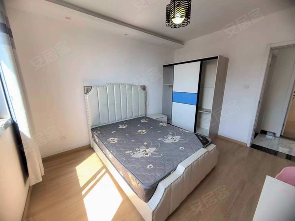 上海松江车墩松南城蔷薇苑松南城蔷薇苑,近松江南站精美有公交车商圈