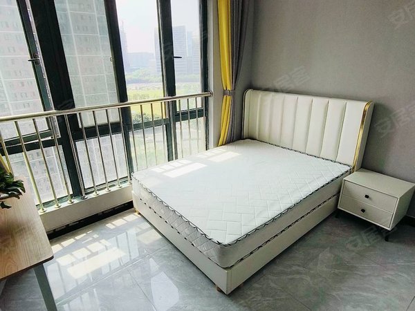 利二花苑!望京!京港国际!6号钱江世纪城地铁口出租房源真实图片