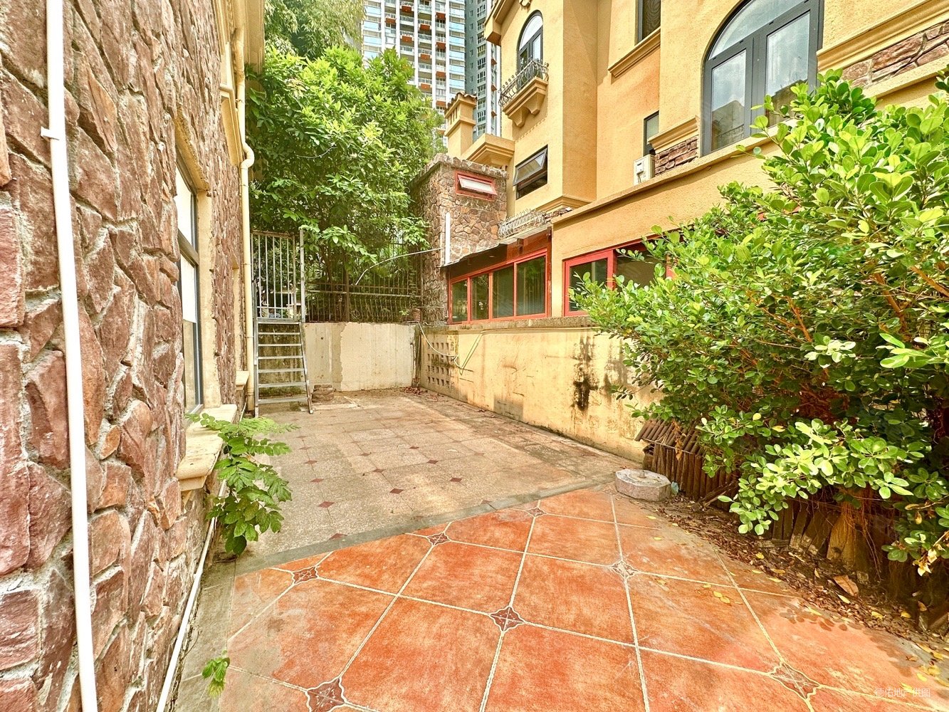 凤凰水城御河湾别墅