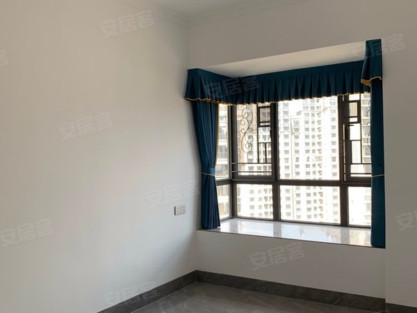 南宁良庆良庆周边大都华园五象新区 建工城 精装全新 四房出租 超长大