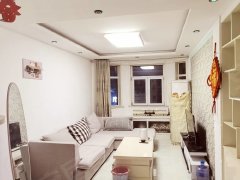 潍坊奎文北苑实验紫金花园精装两室全套家具家电1100元，您的需要家的选择。出租房源真实图片
