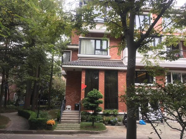 上海长宁西郊公园虹桥中华园(别墅)虹桥路精装联排   动物园天然氧吧