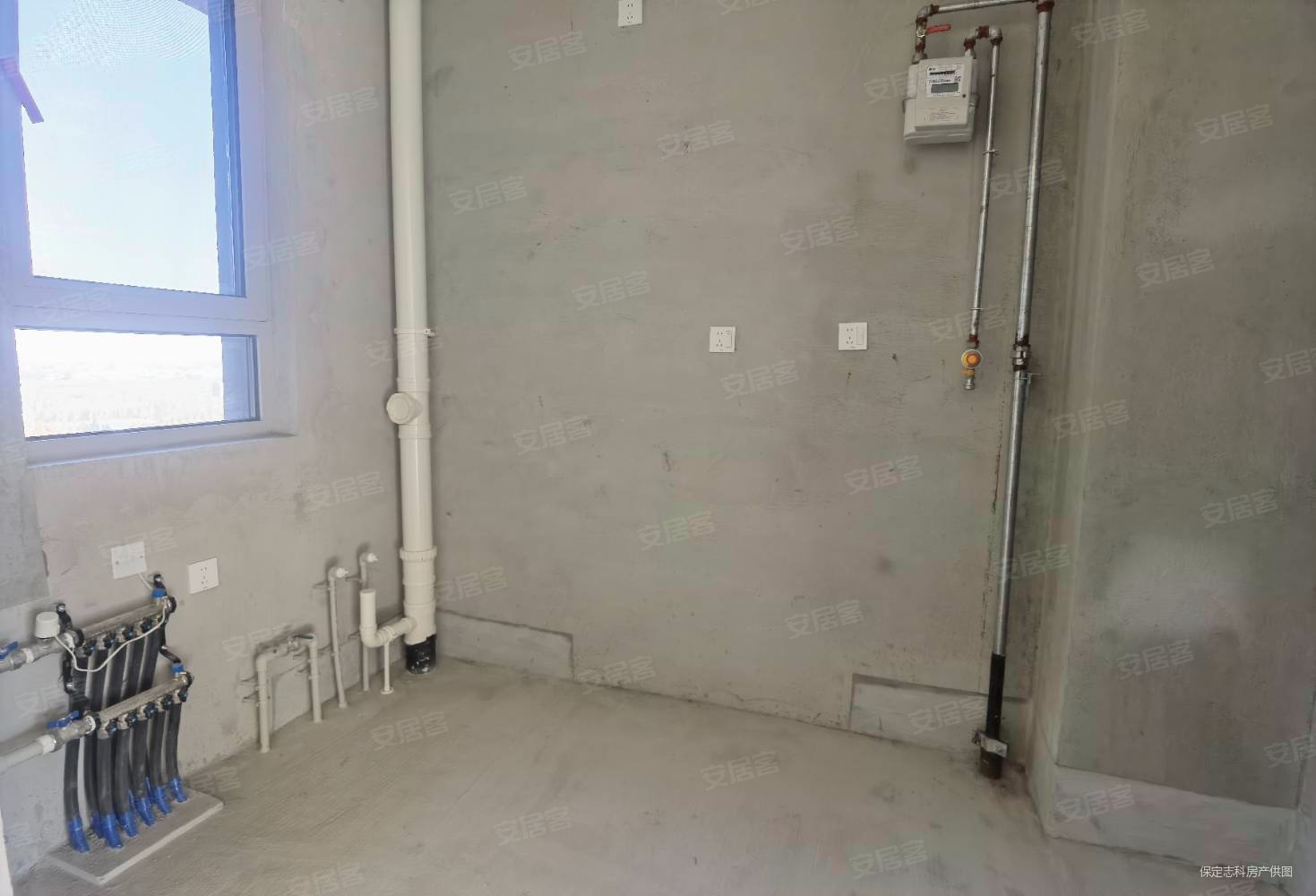 御景风荷3室2厅2卫133.64㎡南北119.8万