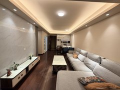 武汉汉南汉南城区地铁口，阳台落地窗，定制衣柜，居民水电，停车方便，拎包入住出租房源真实图片