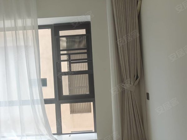 凉山西昌长宁小区九洲云海间西部九洲云海间 标准套三双卫 精装修 拎包入住带空调出租房源真实图片