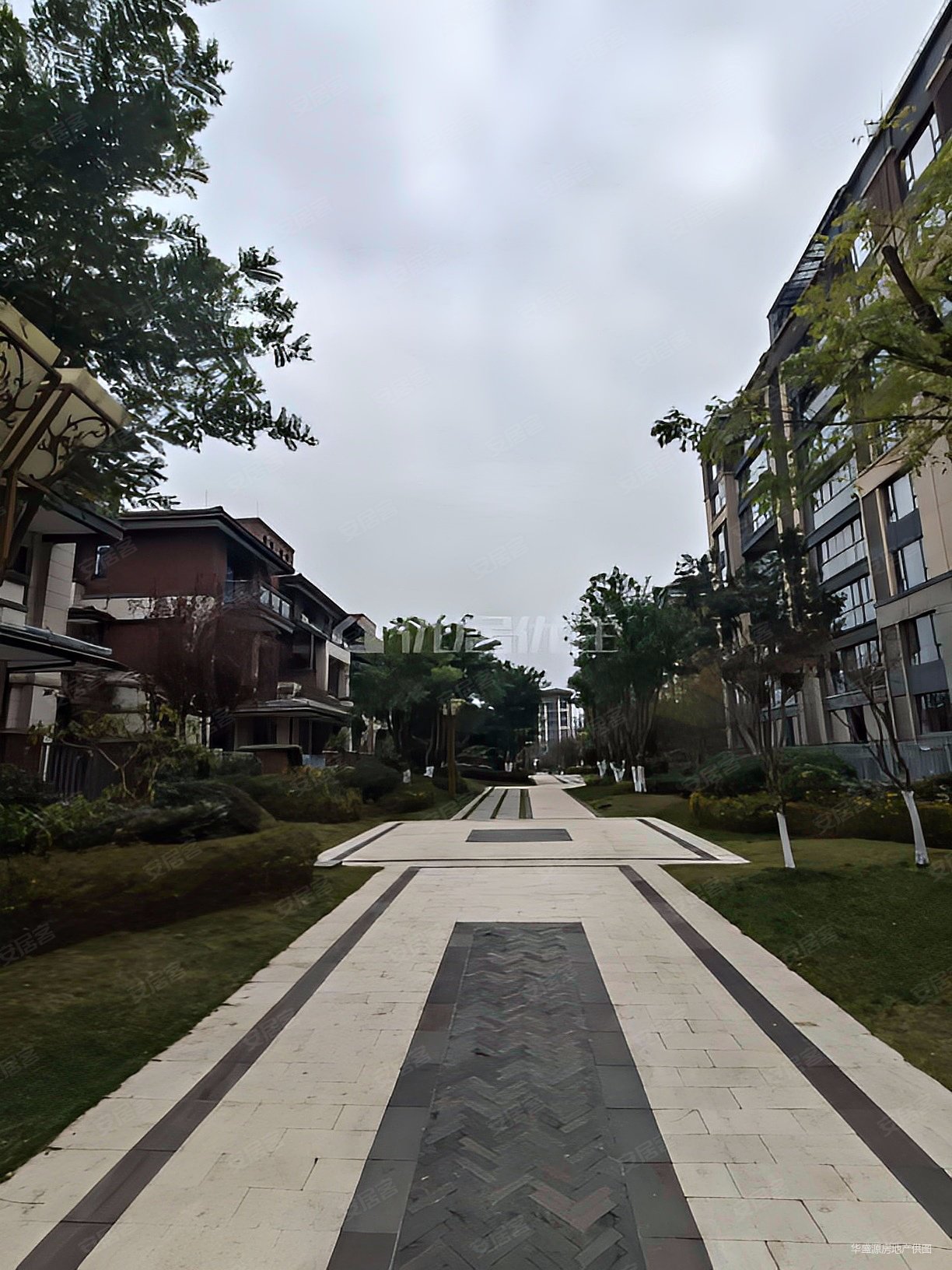 溪山御景洋房精装125平96万3室精装关门出售正常首付