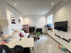 德阳旌阳玉泉玉泉东湖山水电梯精装2室，家具家电齐全拎包入住。出租房源真实图片