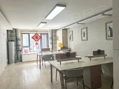 巴音郭楞库尔勒新市区圣果名苑 3室2厅2卫出租房源真实图片