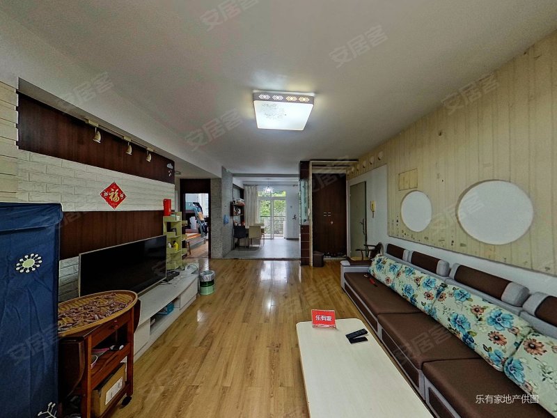 丰泽湖山庄2室2厅1卫85.6㎡南北495万