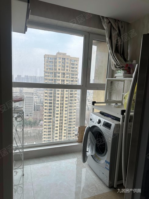 三盛颐景蓝湾2室2厅1卫86.36㎡南北63万