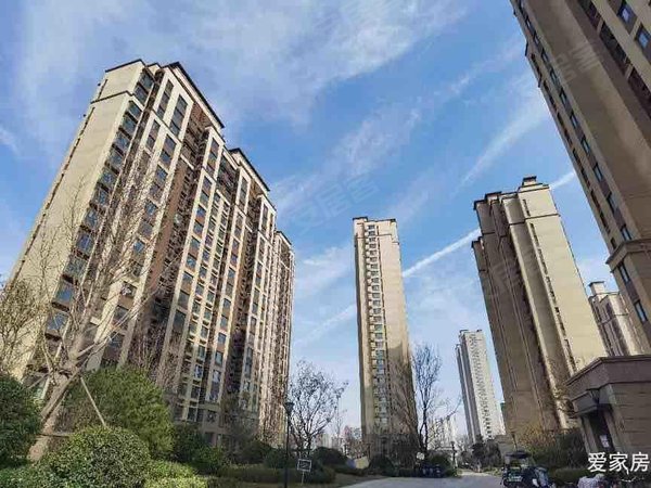 隐珠租房,地铁口锦绣城套二精装1400,黄岛租房-青岛58安居客