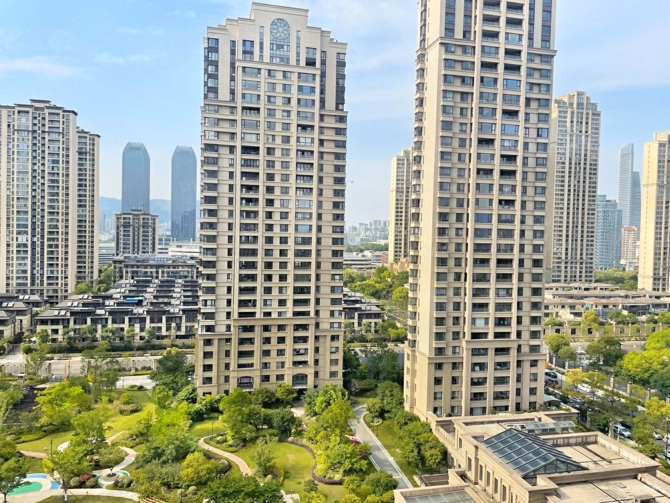 蠡湖瑞仕花园3室2厅2卫146.56㎡南405万