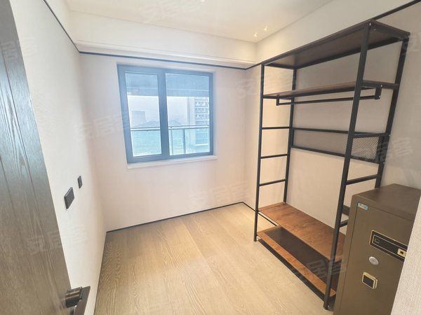 新梅江天津瑞府 精装三室 拎包入住 好楼层