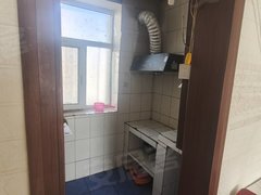 格尔木城区格尔木市盐湖广场地质队西苑二楼 一室一厅全天采光 无土地出让金随时过户16万出租房源真实图片