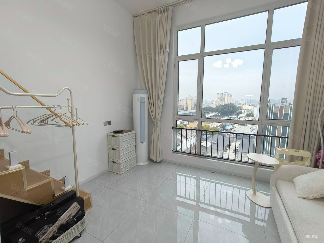 燕郊岩峰云裳1室2厅1卫45㎡南北33万