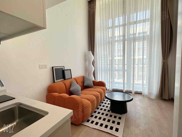 青岛崂山青岛二中鲁商蓝岸丽舍(商住楼)崂山 十一号线套一 loft复式