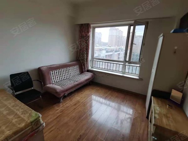 长春宽城扶贫市场马塞公寓(商住楼)凯旋路马赛公寓可月交整租一室家电