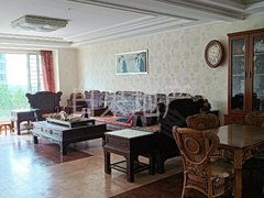 丹东振安九连城街滨江三号，电梯7楼，包取暖物业，家电齐全有空调出租房源真实图片