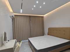 平湖平湖市区市区整租金领小区，服装城，全新奶油风精装修可短租，可押一付出租房源真实图片