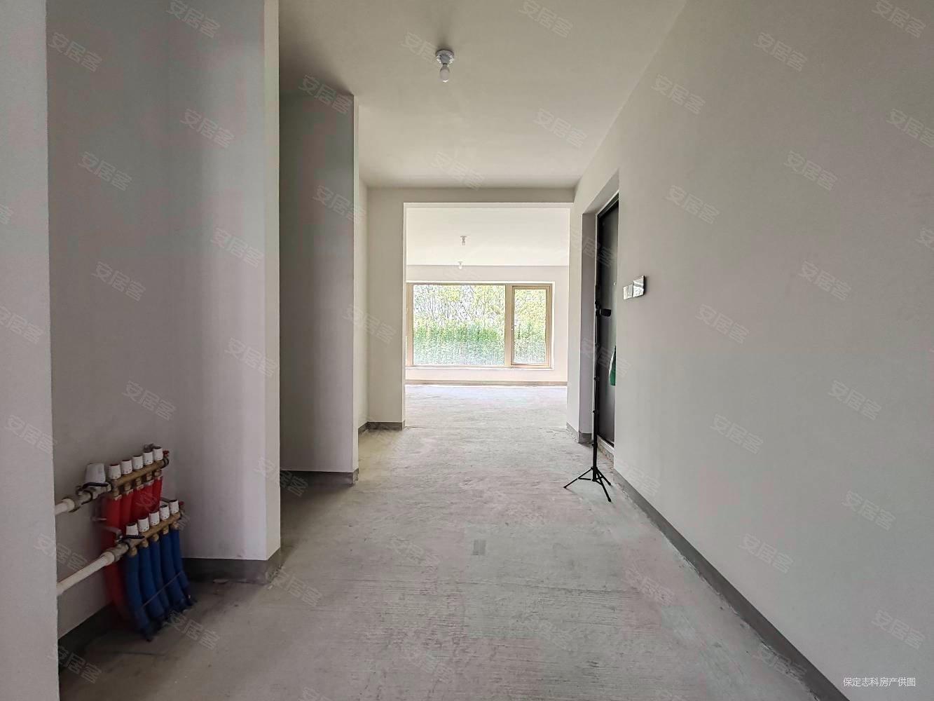 彩虹城3室2厅3卫153㎡南北140万