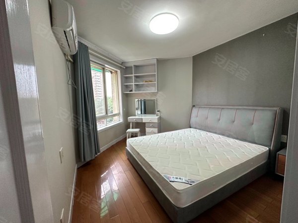 杭州拱墅潮鸣米兰公寓米兰公寓红枫叶潮鸣苑万安桥建国北路地铁口环北