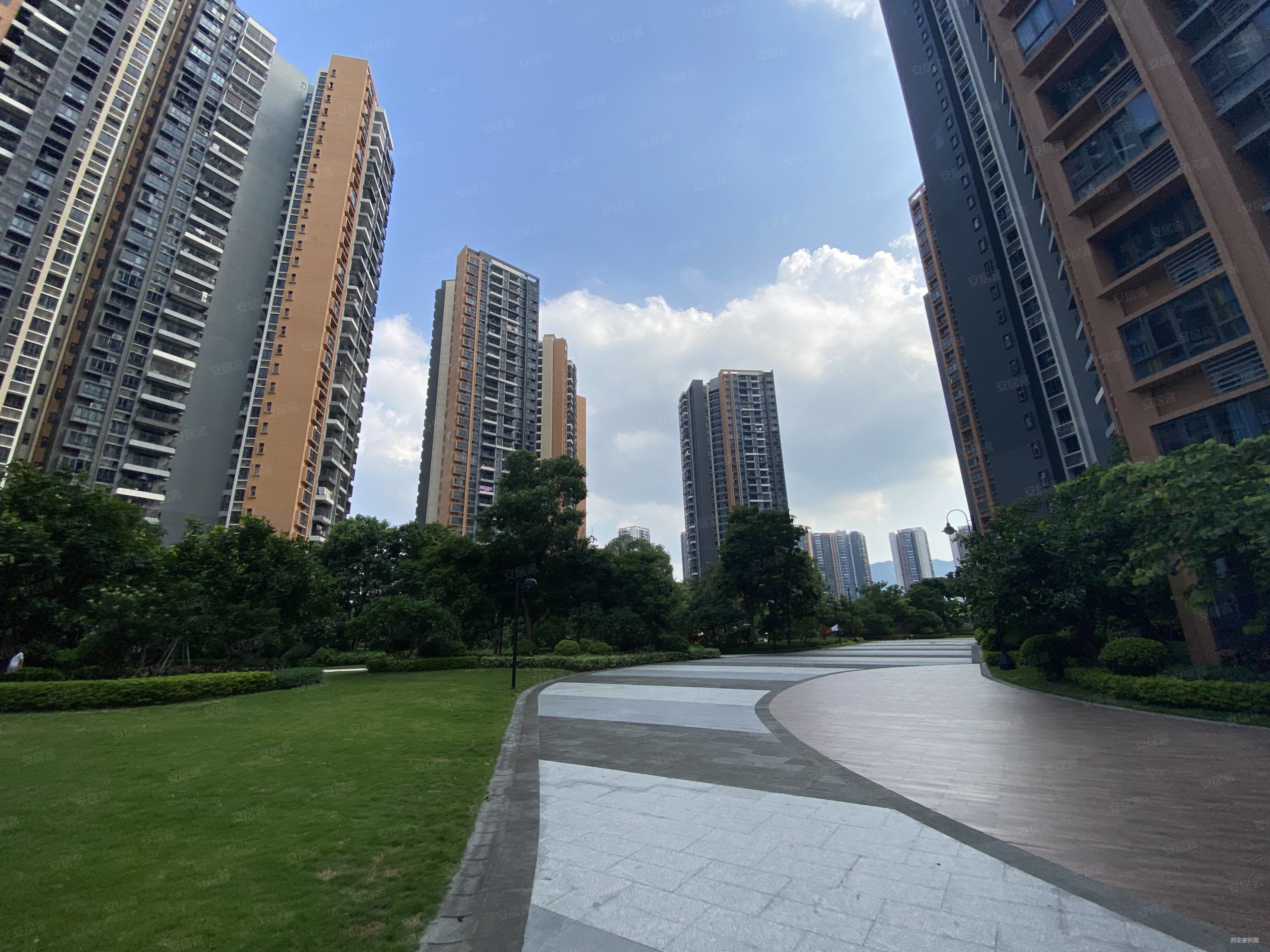 富贵东南向中高层全新未入住雅居乐万象郡泊岸