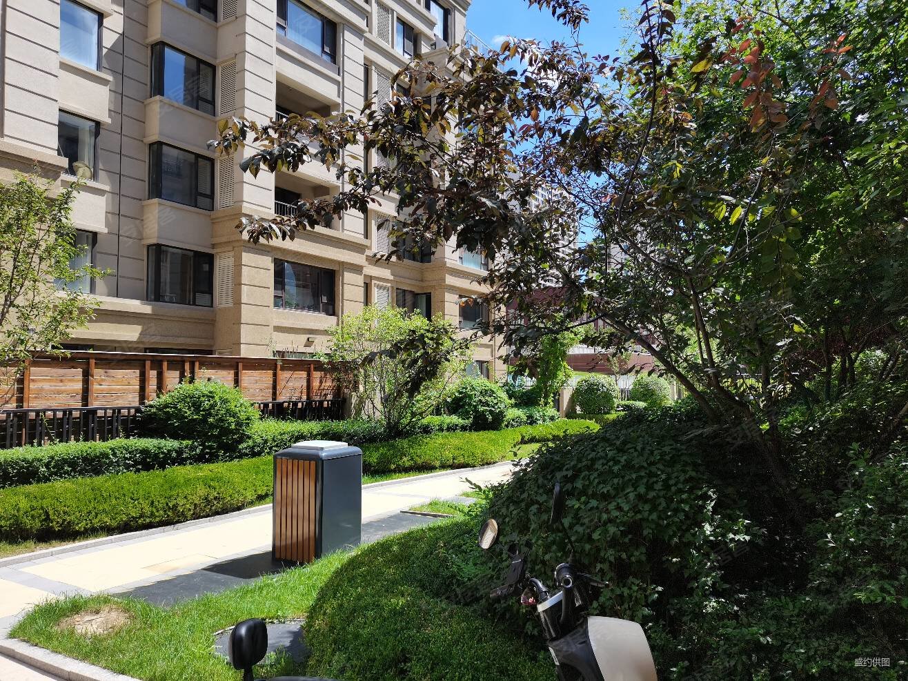 沈阳房产网>沈阳二手房>大东二手房>陶瓷城二手房>金地朗悦>