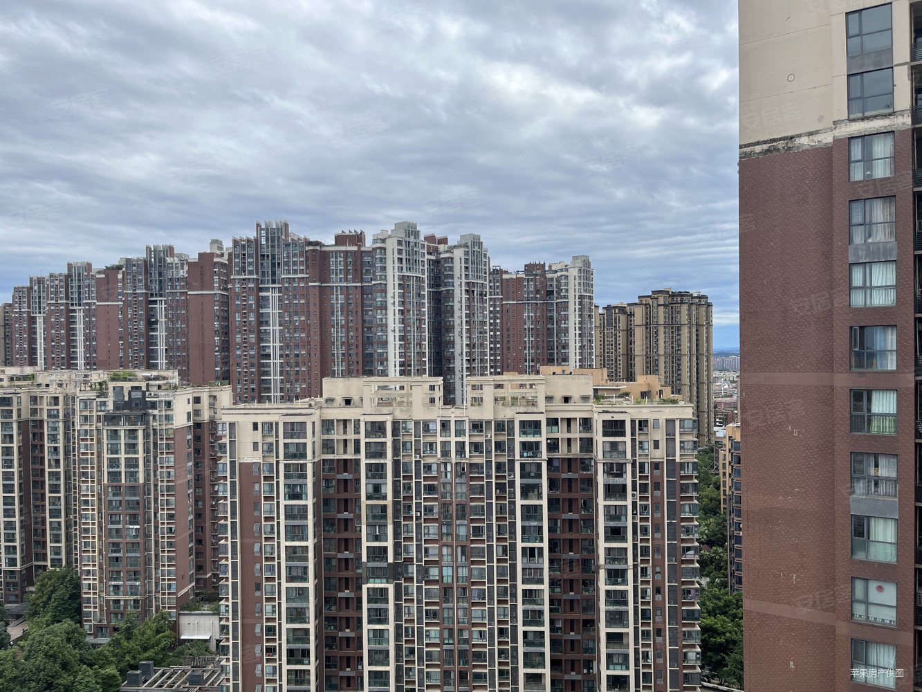 小清新风格,田森奥林春天(二期)二手房,78万,2室2厅,1卫,81平米-绵阳