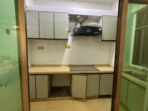 深圳龙华观澜紫汇花园观澜富士康北门大水坑一村小区房三房一厅大阳台