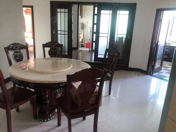 泉州石狮石狮泰禾广场建德花园二期建德花园二期 3室2厅2卫 精装修