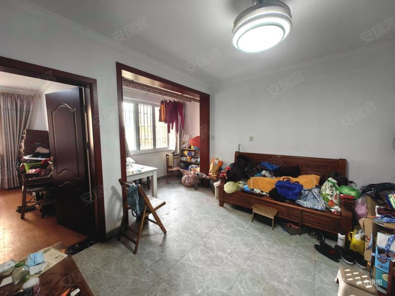 江晖苑 有电梯 南北通透 装修好 楼龄新,江晖苑二