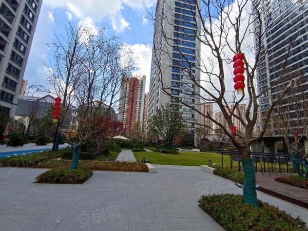 昆明五华高新区绿城诚园高新区全新高端小区绿城诚园3房2卫大横厅三面