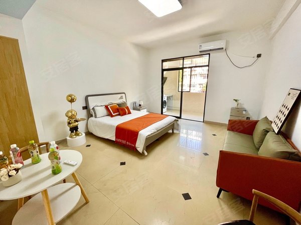 深圳宝安新安塘坊花园上川地铁口100米,35区商住楼!