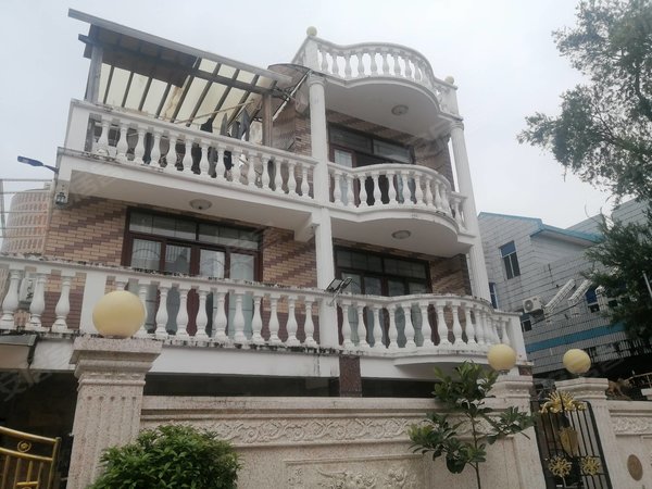 深圳大鹏新区葵涌御海湾山庄深圳大鹏独栋别墅出租 带200平米私家花园