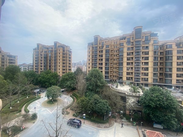 杭州富阳富春飞虹丁香花园大润发附近,丁香花园小区,精装套房出租房源