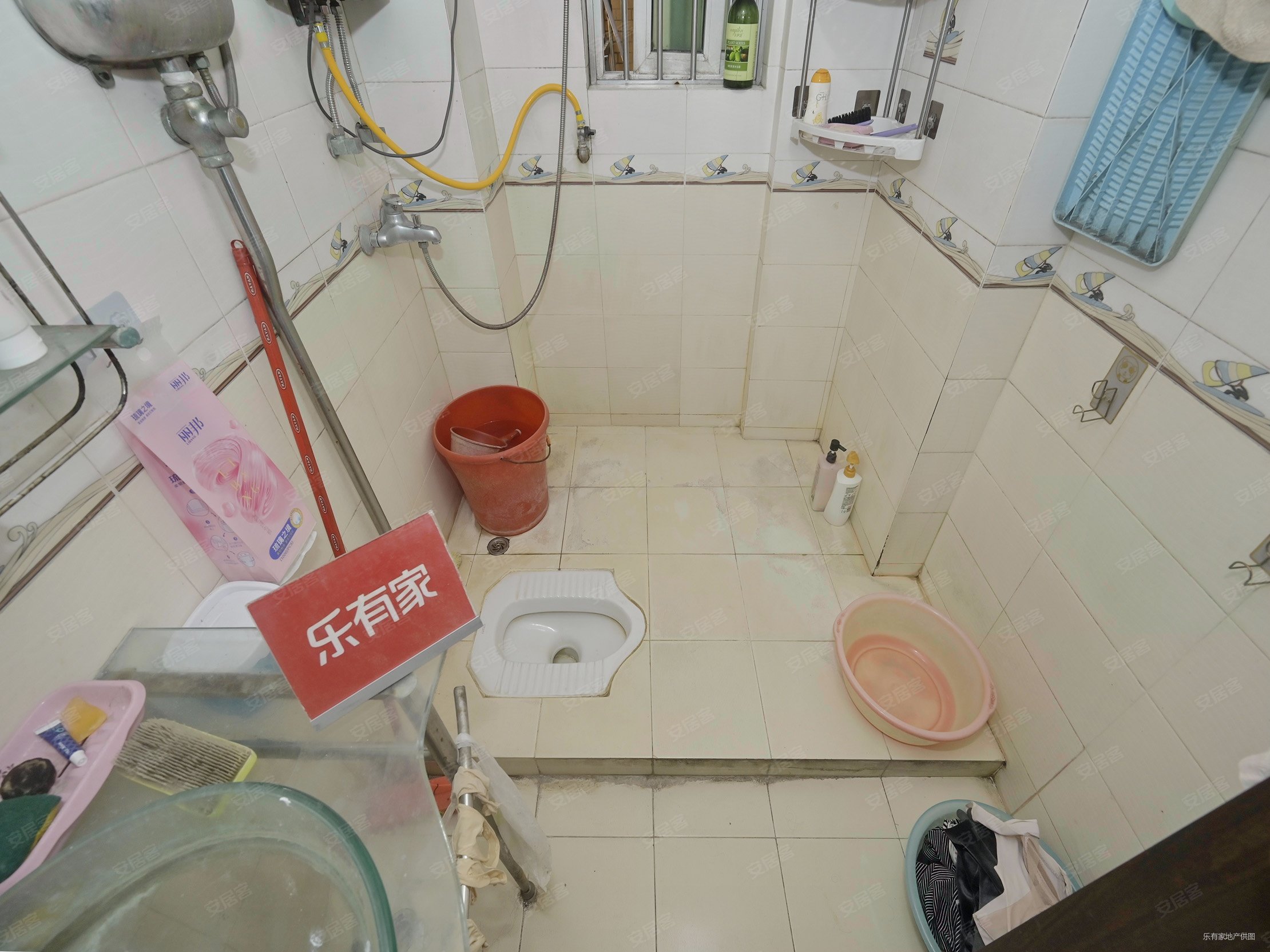 金叶茗苑3室2厅1卫95.96㎡西北402万