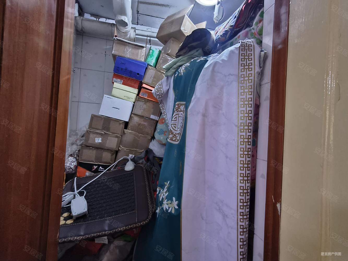 印染厂家属院3室2厅2卫120.78㎡南北218万