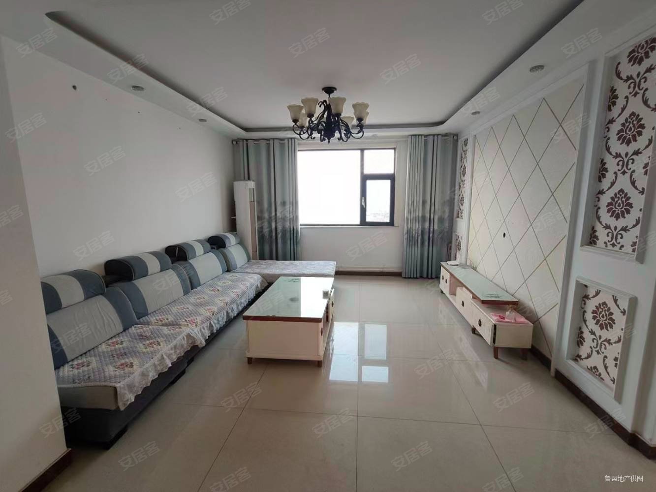 万通盛世馨园3室2厅1卫125㎡南北63万