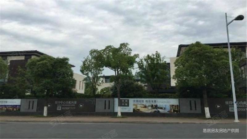 晋园6室3厅4卫1100㎡南北16000万