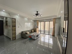 龙海城区龙海城区市院总院动车站旁,全新家电家具莲浦二期高层业主精装大三房两卫出租房源真实图片
