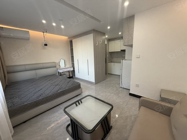 金华永康永康市区飞凤路小区步行街旁 单间 精装修 押一付一 水费全免 拎包入住民用电出租房源真实图片