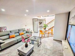 衡阳石鼓华耀城免费 柏石公寓 十里江湾绝美的自住两房复式 可短租月付出租房源真实图片