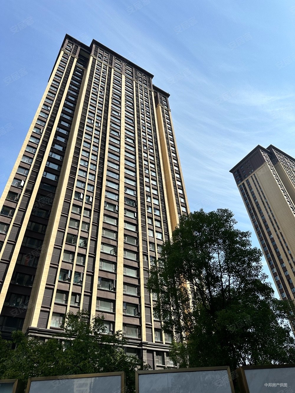 东展怡和园3室2厅2卫127㎡南北93万