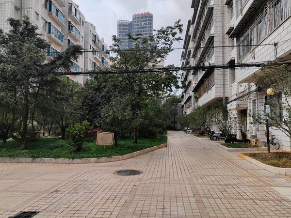 昆明官渡和平村云南省公路局小区三楼抬舒服了,好房东便宜租出租房源